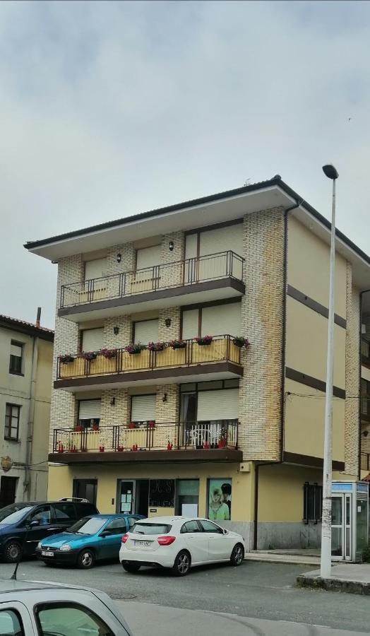 Apartamento Rio Agueera En Guriezo, Next To Castro Urdiales Y Bilbao Adino Екстериор снимка